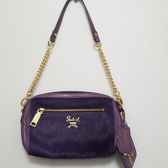 How To Sell Handbags On Poshmark